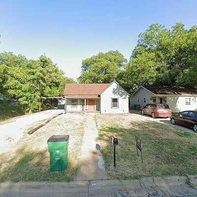 814 East St, Graham, TX 76450