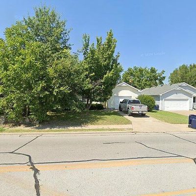 814 N Madison St, Webb City, MO 64870