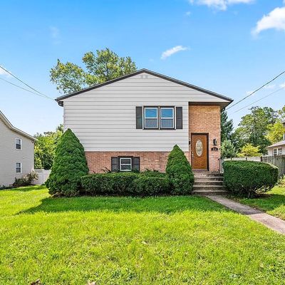 814 W Bridge St, Phoenixville, PA 19460