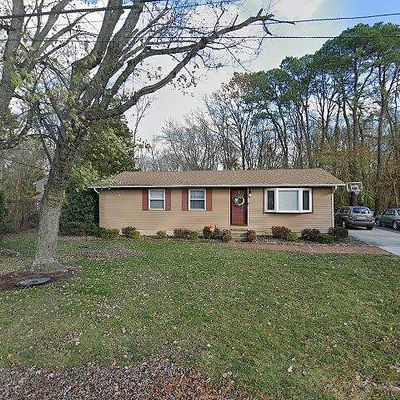 815 Bernard St, Clayton, NJ 08312