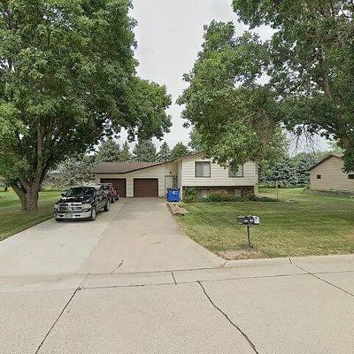 815 Eagle Dr, Rock Valley, IA 51247