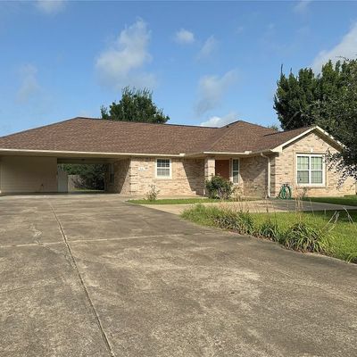 815 Giddings St, Lexington, TX 78947