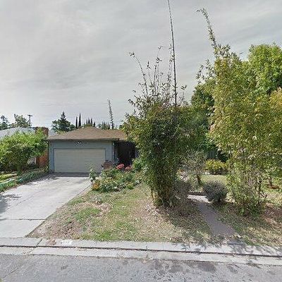 815 Mary Ln, Modesto, CA 95351