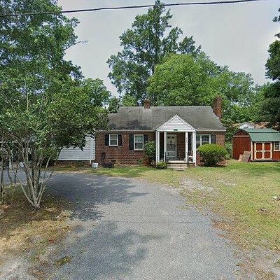 815 Sunset Dr, Laurinburg, NC 28352