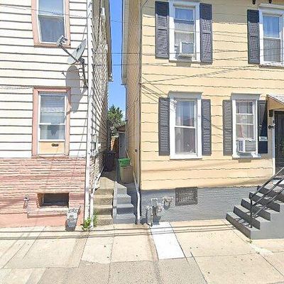 815 W Allen St, Allentown, PA 18102