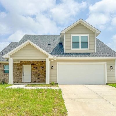 816 Brookside Drive, Springtown, TX 76082