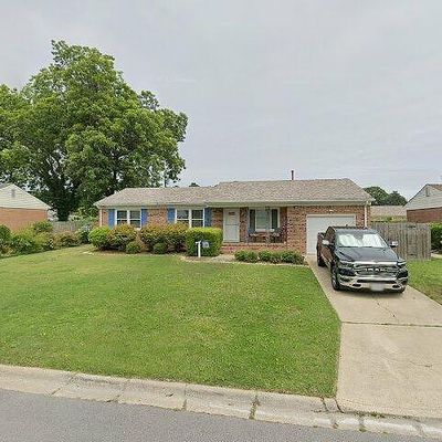 816 Hilltop Rd, Virginia Beach, VA 23454