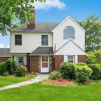 816 Pleasantview Ter, Ridgefield, NJ 07657