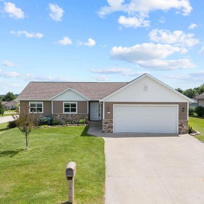 816 S Lincoln St, Hortonville, WI 54944