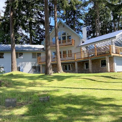 8167 Possession Ridge Ln, Clinton, WA 98236