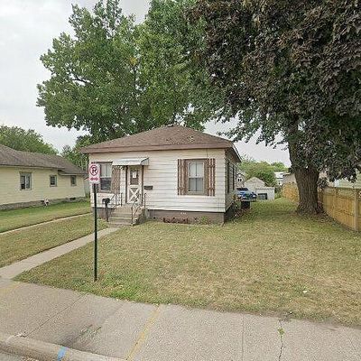 817 George St, La Crosse, WI 54603