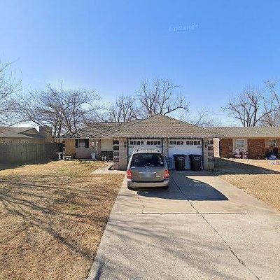 817 Eagle Dr, Moore, OK 73160