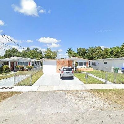 817 Nw 43 Rd St, Miami, FL 33127