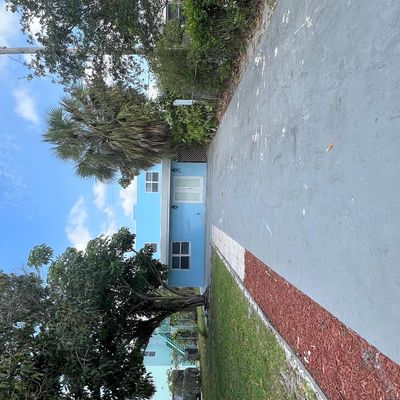 817 S L St, Lake Worth Beach, FL 33460