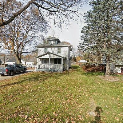 817 Riley St, Lansing, MI 48910