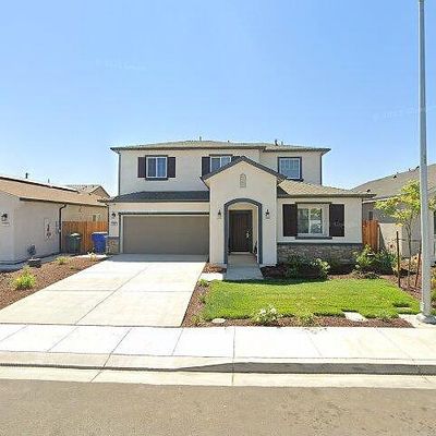 817 Stawell Dr, Patterson, CA 95363