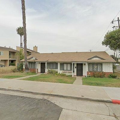 8171 Newman Ave #B, Huntington Beach, CA 92647