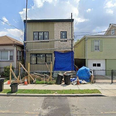 818 Hudson Ave, Secaucus, NJ 07094