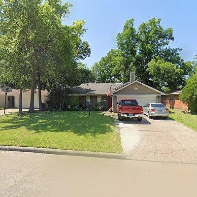 819 Helms Rd, Houston, TX 77088