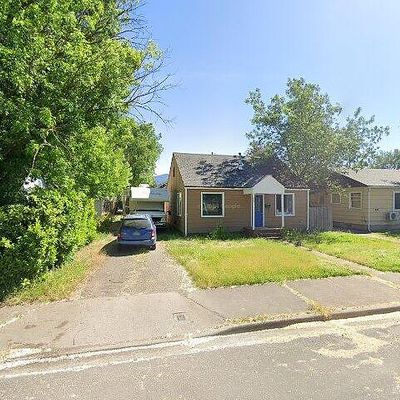 819 W 14 Th St, Medford, OR 97501