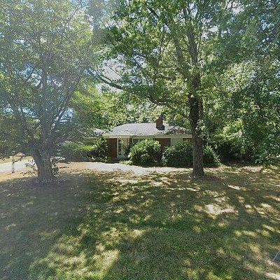 82 Eastlawn Dr, Torrington, CT 06790