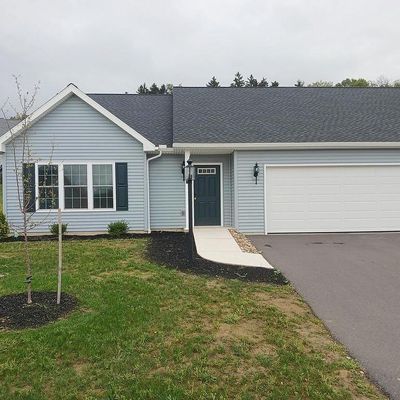 82 St Andrews Way, Selinsgrove, PA 17870