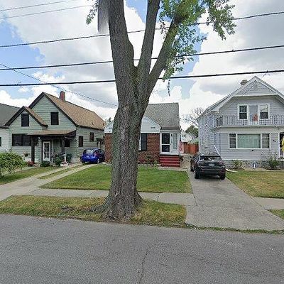 82 Whitehall Ave, Buffalo, NY 14220