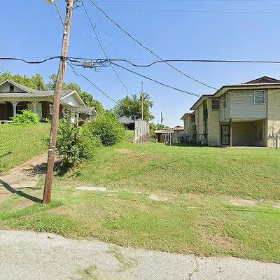 820 Arkansas, Helena, AR 72342