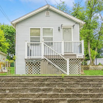 820 Forrest Ave, South Amboy, NJ 08879