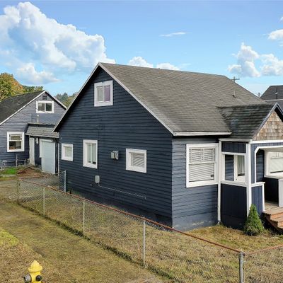 820 W 1 St St, Aberdeen, WA 98520