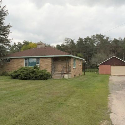 8209 River Rd, Evart, MI 49631