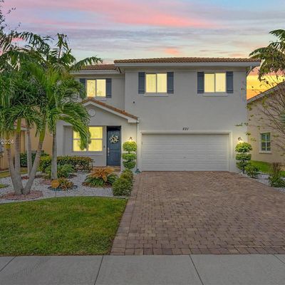 821 Palm Tree Ln, West Palm Beach, FL 33415