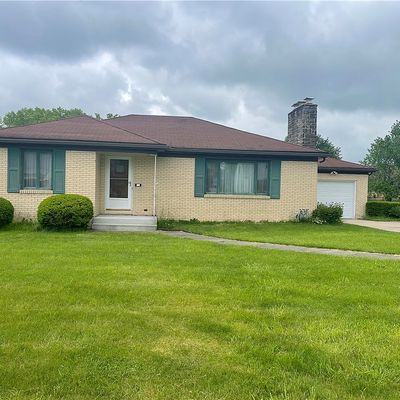 821 Spencer Ave, Sharon, PA 16146