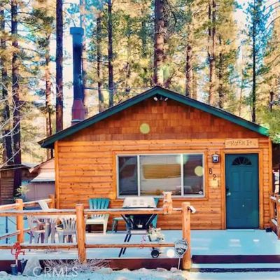 821 W Rainbow Blvd, Big Bear City, CA 92314