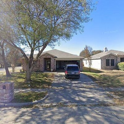 8212 Canoe Ridge Ln, Denton, TX 76210