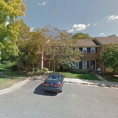 8213 Clifton Farm Ct, Alexandria, VA 22306