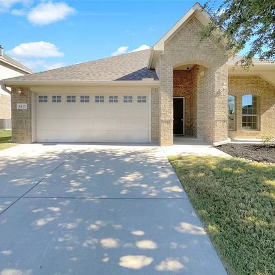 8217 Tierra Del Sol Rd, Arlington, TX 76002