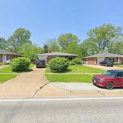 8221 Mackenzie Rd, Saint Louis, MO 63123