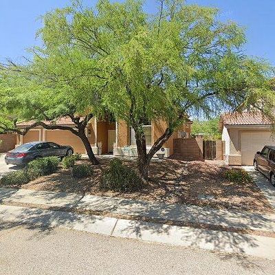 8223 E Robb Wash Trl, Tucson, AZ 85715