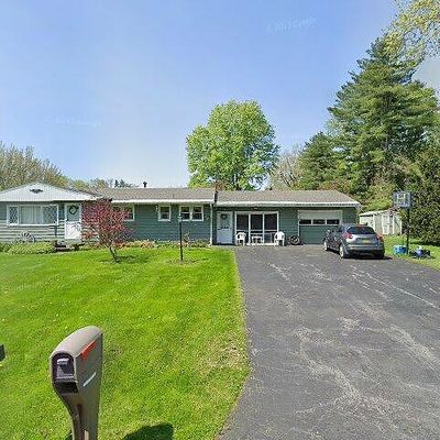 8229 Speach Dr, Baldwinsville, NY 13027