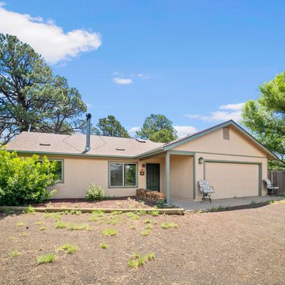 8235 Jupiter Dr, Flagstaff, AZ 86004