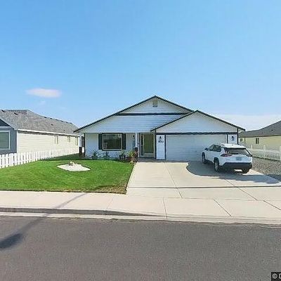 824 3 Rd Ave Ne, Quincy, WA 98848