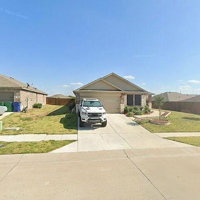 824 Costlow Ln, Fate, TX 75189