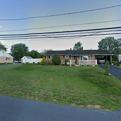 824 Herman Dr, Mechanicsburg, PA 17055