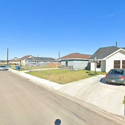 824 Lark Street, Alamo, TX 78516