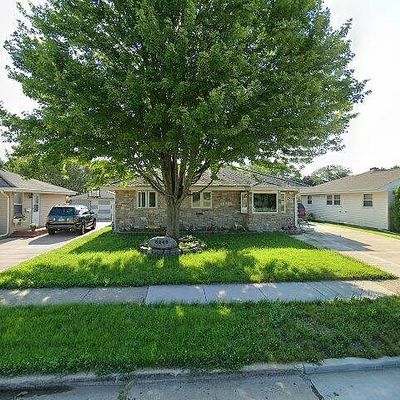 8249 26 Th Ave, Kenosha, WI 53143