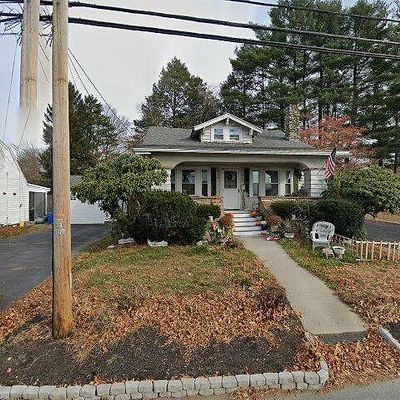 825 Riverside Dr, Methuen, MA 01844