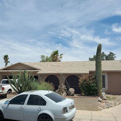 8256 N Bayou Dr, Tucson, AZ 85741