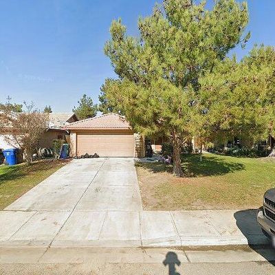 826 Greenwood Meadow Ln, Bakersfield, CA 93308