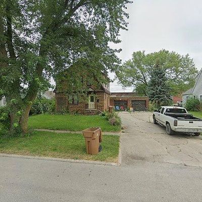 826 Pleasant St, Rockwell City, IA 50579